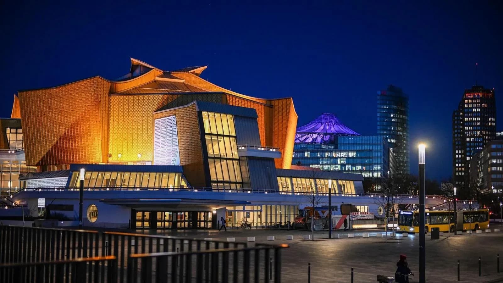 American Tenor René Barbera Headlines Opera Gala at the Berlin Philharmonie with Florian Sempey, Alisa Medvedeva and the Filharmonie Brno